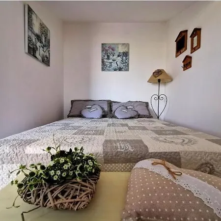 Bed & Breakfast La Mansarda Dall'aria Pulita *